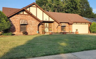 253 Fox Run Cir, Jenks, OK 74037