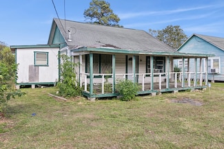 1720 W Highland Dr, Beaumont, TX 77705