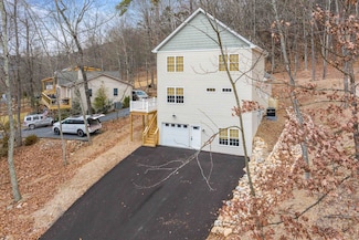 5611 Partridge Ln, Massanutten, VA 22840