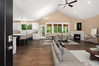 216 Cornwall Rd NW, Lakebay, WA 98349