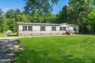 510 Mary Slocum Rd NE, Watha, NC 28478