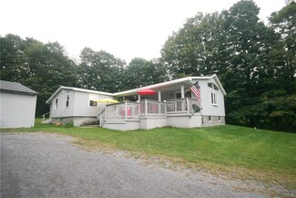 868 French St, Parish, NY 13131