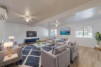 996 Camino Consuelo, Santa Fe, NM 87507