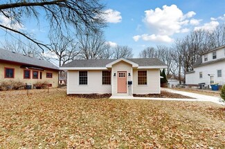1235 41st St, Des Moines, IA 50311