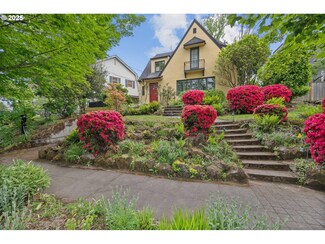 3546 NE Davis St, Portland, OR 97232