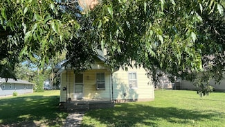 706 Walnut St, Lamar, MO 64759