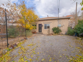 1002 Walter St NE, Albuquerque, NM 87102