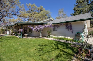 22170 Geneva Dr, Tehachapi, CA 93561