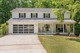 1917 Lake Ridge Ct, Jonesboro, GA 30236