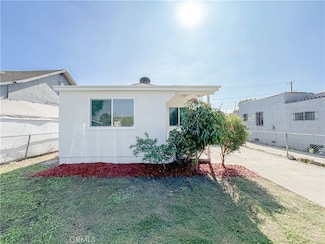 220 E 98th St, Los Angeles, CA 90003