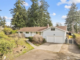 6710 96th St E, Puyallup, WA 98371