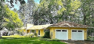 330 Chapin St, Ludlow, MA 01056