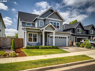 853 NE 17th Ave, Canby, OR 97013