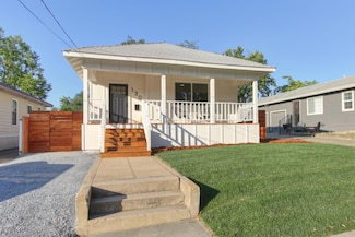 130 Cedar St, Roseville, CA 95678