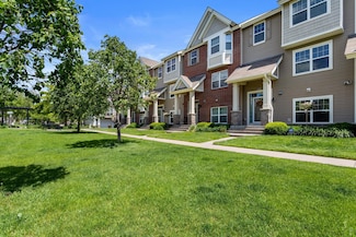 11751 Emery Village Dr N, Champlin, MN 55316
