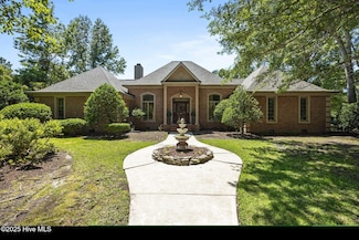 7006 Clubhouse Dr, New Bern, NC 28562