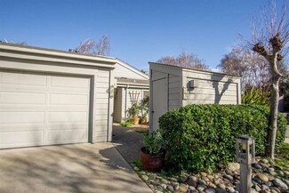 12 Woodside Place, Carmel Valley, CA 93924