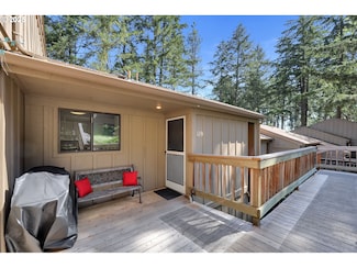 119 Treehill Loop Unit 119, Eugene, OR 97405