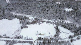 31 Mckenney Ln, Harrington, ME 04643