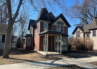 417 W Main St, Waconia, MN 55387