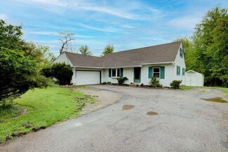 1434 Lyons Rd, Amelia, OH 45102