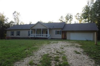 2916 Hickory Heights Rd, Hickory Grove, SC 29717