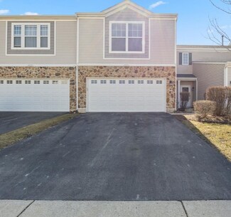 4001 Blackstone Dr, Aurora, IL 60504