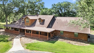 14626 Sycamore Cir, East Bernard, TX 77435