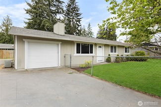 1113 SW 356th St, Federal Way, WA 98023