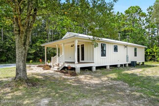 10900 Antioch Rd, Vancleave, MS 39565