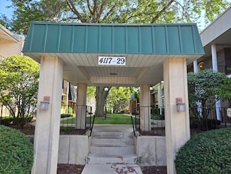 4121 W 98th St Unit C, Oak Lawn, IL 60453