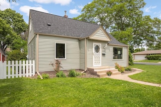 333 3rd St NE, Osseo, MN 55369