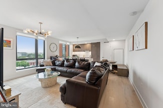 1211 Van St SE Unit 913, Washington, DC 20003