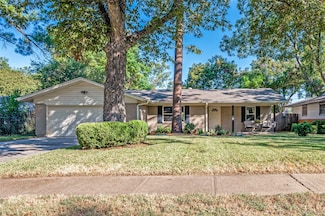 1805 Pecan Park Dr, Arlington, TX 76012