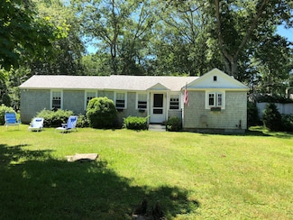 42 Wickertree Rd, North Falmouth, MA 02556