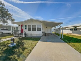35166 Danny Dr, Zephyrhills, FL 33541
