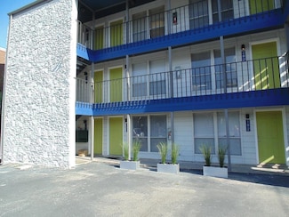4303 Duval St Unit 302, Austin, TX 78751