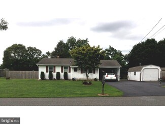 10 Orillia Dr, Bridgeton, NJ 08302