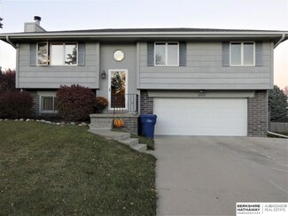 15312 Greene Ave, Omaha, NE 68138