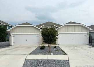 3436 Scott Cir, Seguin, TX 78155