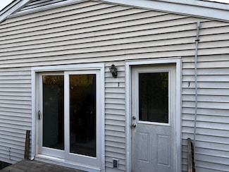 53 Harwinton Ave Unit 1, Torrington, CT 06790