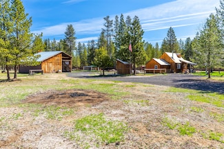 8965 Split Rail Rd, La Pine, OR 97739