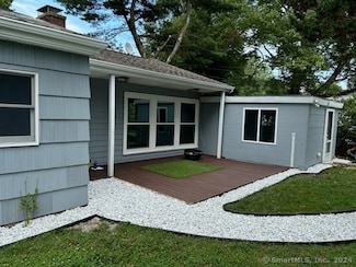 8 Drumlin Rd, Westport, CT 06880