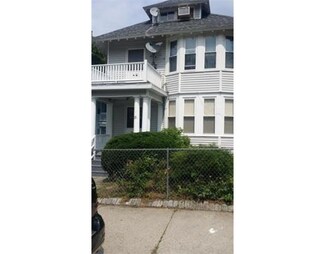 105 Nesmith St, Lawrence, MA 01841