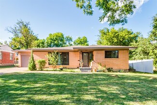 1577 N Atoll Dr, Dallas, TX 75216