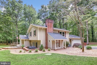 8328 River Rd, Fredericksburg, VA 22407