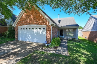 5459 Bradley Ln, Southaven, MS 38671