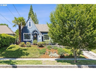 6123 NE Thompson St, Portland, OR 97213