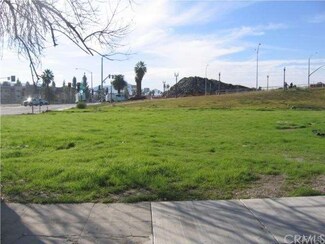 528 N H St, San Bernardino, CA 92410