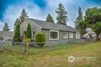 1005 Lane Place Unit B, Everett, WA 98203